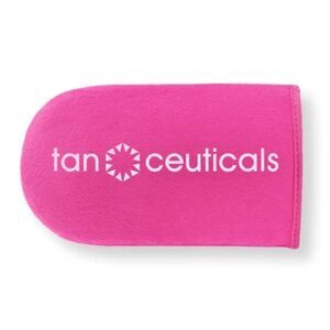 NWT Tanceuticals Luxurious Self Tanning Mitt